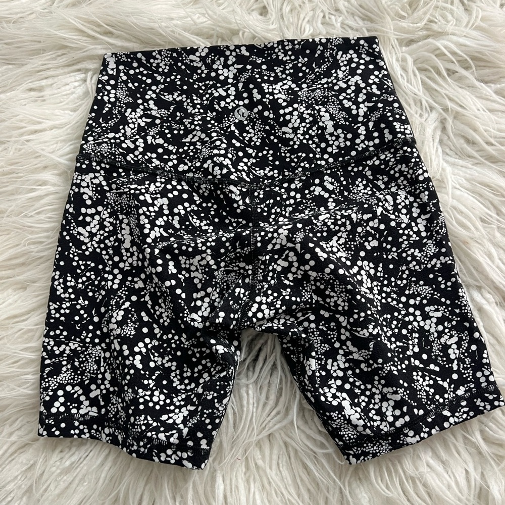 Lululemon Align High-Rise Short 6"